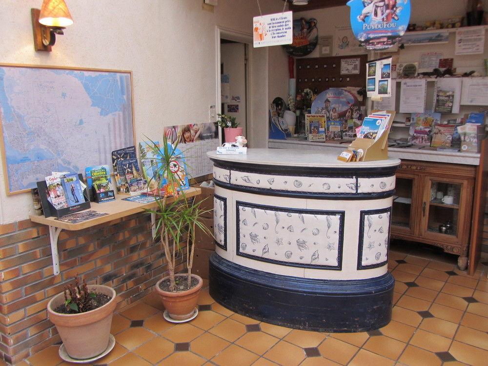 Hotel & Cantine De La Plage Les Sables-dʼOlonne Zewnętrze zdjęcie